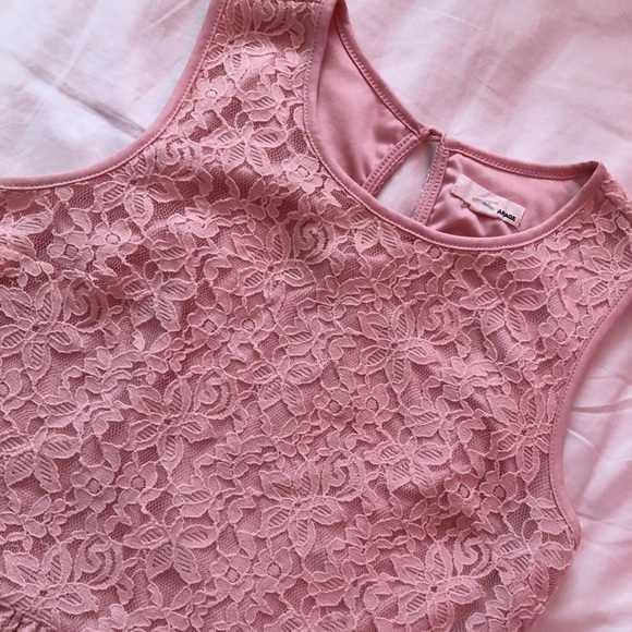 Pink lace top - Picture 3 of 3